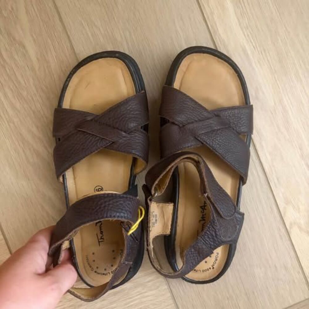 vintage leather strap sandals